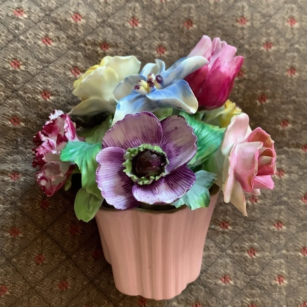 Vintage Staffordshire floral bouquet bone china England pink vase
